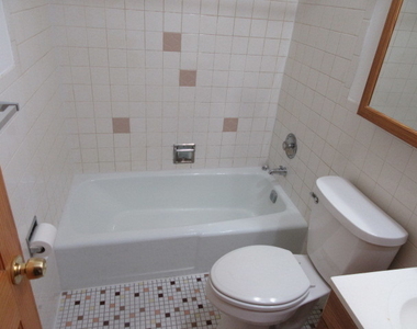 7650 W Altgeld Street - Photo Thumbnail 11