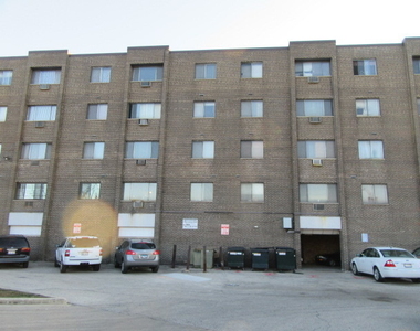 7650 W Altgeld Street - Photo Thumbnail 17