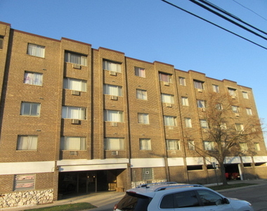 7650 W Altgeld Street - Photo Thumbnail 19