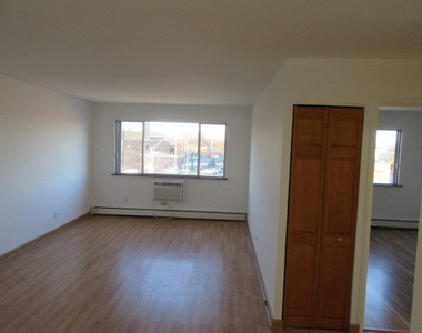 7650 W Altgeld Street - Photo Thumbnail 4