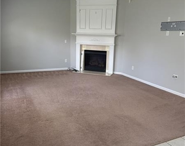 1667 Overview Circle - Photo Thumbnail 6