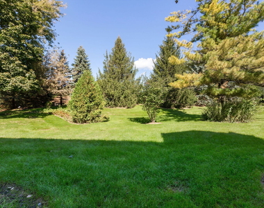 215 Brett Circle - Photo Thumbnail 27