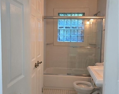 317 8th Street Ne - Photo Thumbnail 10