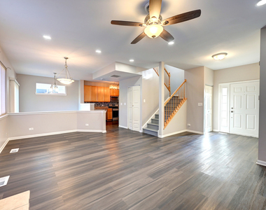 1858 S Fallbrook Drive - Photo Thumbnail 8