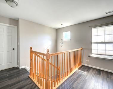 1858 S Fallbrook Drive - Photo Thumbnail 33