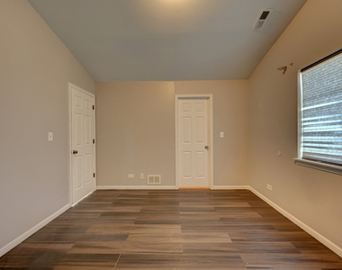 1858 S Fallbrook Drive - Photo Thumbnail 22