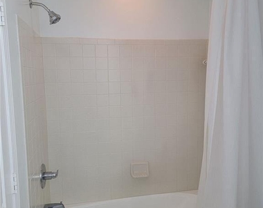 1101 Juniper Street Ne - Photo Thumbnail 14