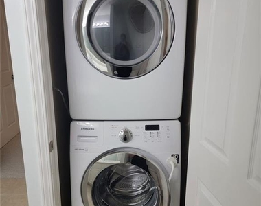 1101 Juniper Street Ne - Photo Thumbnail 15