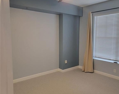 1101 Juniper Street Ne - Photo Thumbnail 7