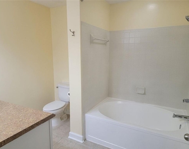 1101 Juniper Street Ne - Photo Thumbnail 9