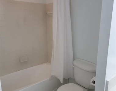 1101 Juniper Street Ne - Photo Thumbnail 13
