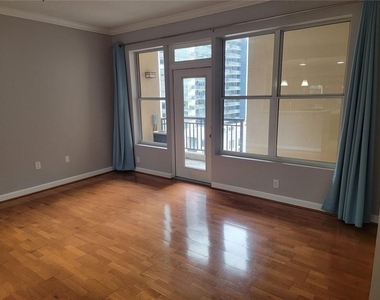 1101 Juniper Street Ne - Photo Thumbnail 6