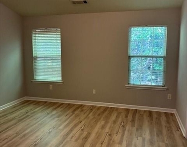 1692 Atkinson Park Circle - Photo Thumbnail 5