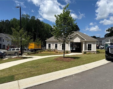 2558 Coventry Street Sw - Photo Thumbnail 23