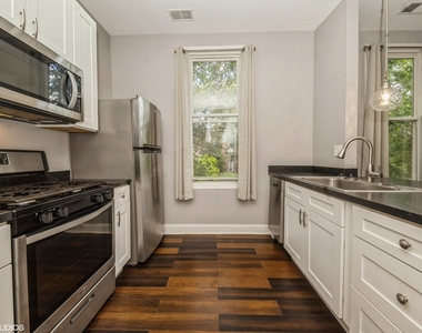 2734 W 18th Street - Photo Thumbnail 4