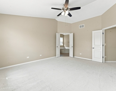 1177 Blue Heron Circle - Photo Thumbnail 2