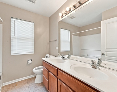1177 Blue Heron Circle - Photo Thumbnail 10