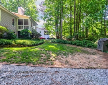 6011 Crabapple Way - Photo Thumbnail 56