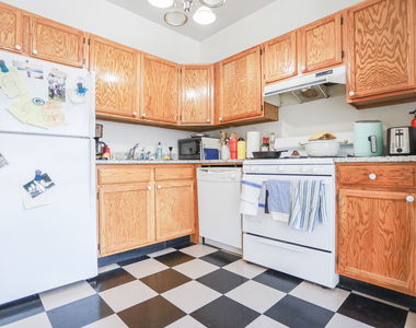 2808 N Halsted Street - Photo Thumbnail 7