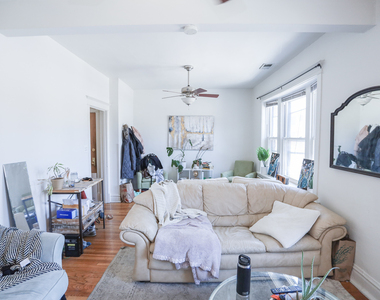 2808 N Halsted Street - Photo Thumbnail 3