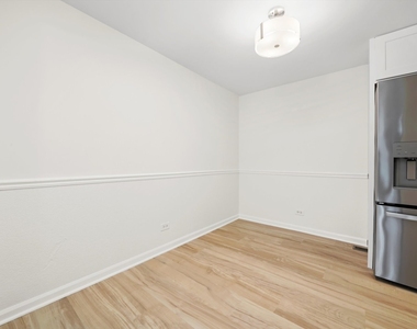 1100 Stoughton Court - Photo Thumbnail 6