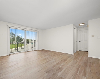 1100 Stoughton Court - Photo Thumbnail 13