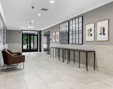 835 Lake Street - Photo Thumbnail 30