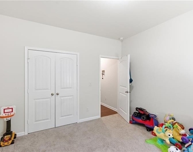 296 Maple Brook Drive - Photo Thumbnail 35