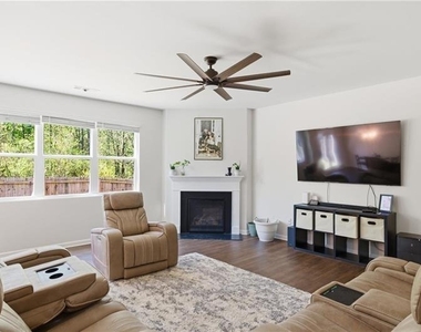 296 Maple Brook Drive - Photo Thumbnail 2