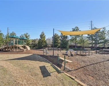 296 Maple Brook Drive - Photo Thumbnail 43