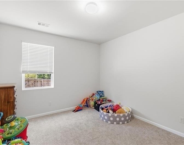 296 Maple Brook Drive - Photo Thumbnail 34