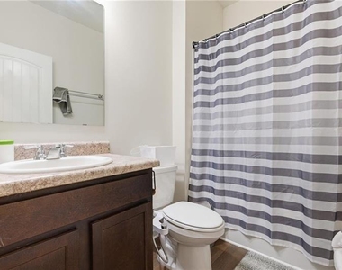 296 Maple Brook Drive - Photo Thumbnail 36
