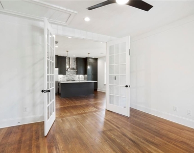 512 Ralph Mcgill Boulevard Ne - Photo Thumbnail 4
