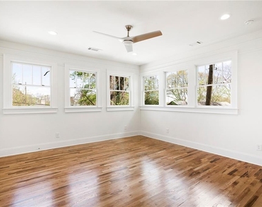 512 Ralph Mcgill Boulevard Ne - Photo Thumbnail 5