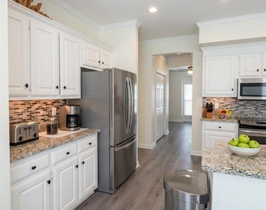 5620 Ashewoode Downs Drive - Photo Thumbnail 13