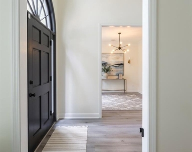 5620 Ashewoode Downs Drive - Photo Thumbnail 4