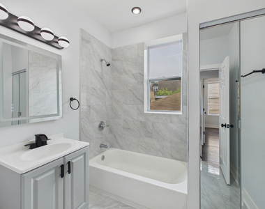 7919 S Ellis Avenue - Photo Thumbnail 10