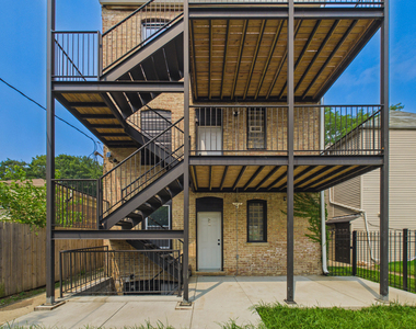 7919 S Ellis Avenue - Photo Thumbnail 29