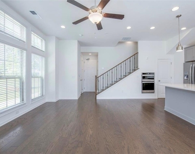 1257 Epping Lane - Photo Thumbnail 9