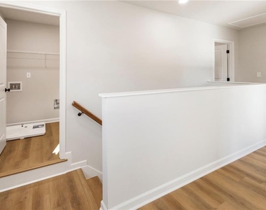 14 Wade Street - Photo Thumbnail 29