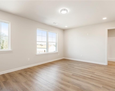 14 Wade Street - Photo Thumbnail 19