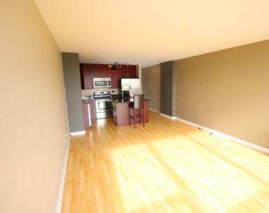 1636 N Wells Street - Photo Thumbnail 18