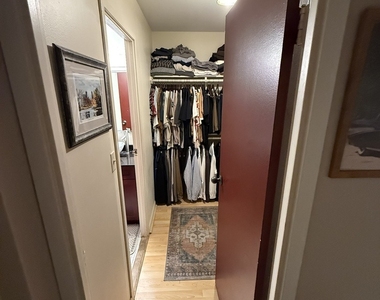1636 N Wells Street - Photo Thumbnail 1