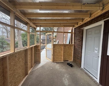 5971 Robin Hood Lane - Photo Thumbnail 9