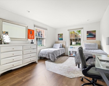 1230 Park Avenue - Photo Thumbnail 11