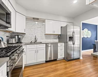 1230 Park Avenue - Photo Thumbnail 2