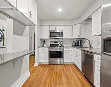 1230 Park Avenue - Photo Thumbnail 3
