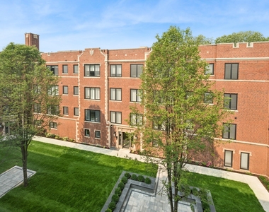 1329 W Estes Avenue - Photo Thumbnail 15