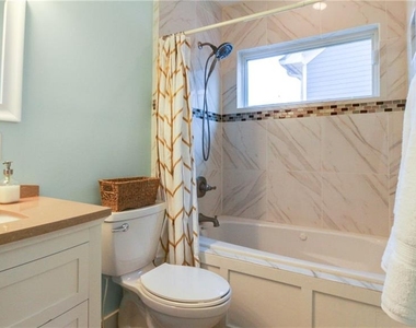 96 Selman Street Se - Photo Thumbnail 17