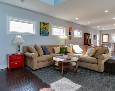 96 Selman Street Se - Photo Thumbnail 8